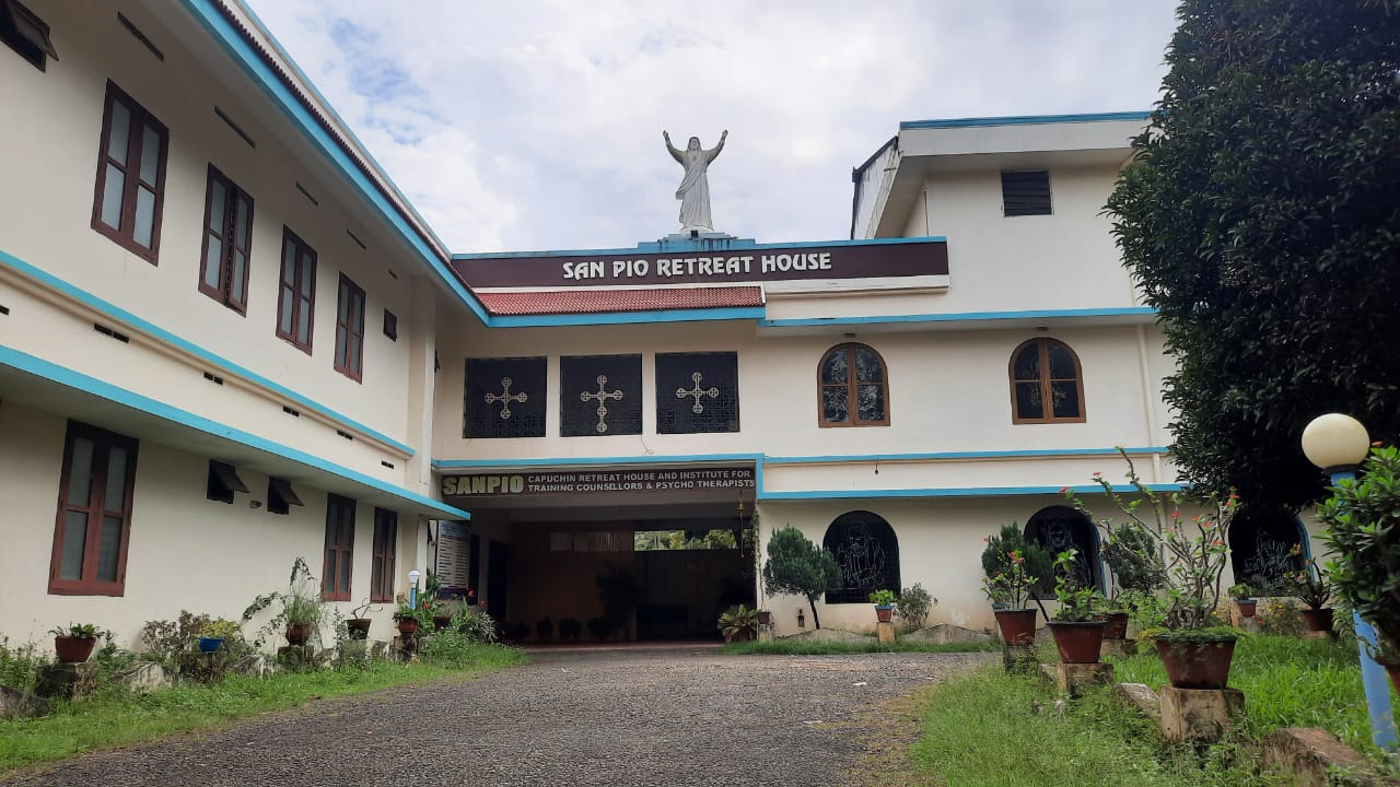 San Pio Retreat House, Kovilthottam