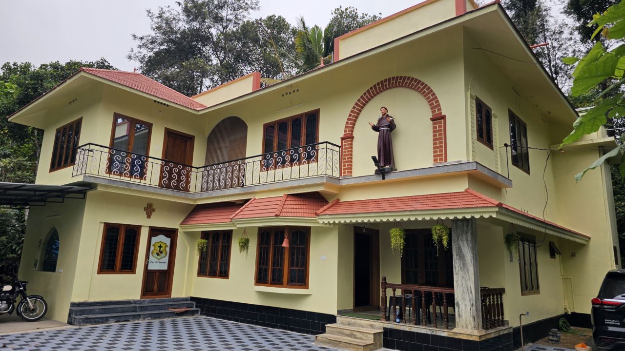 Theo Capuchin Ashram, Santhanpara